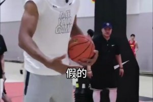 看到中国男篮不敌乌拉圭，想到字母哥指导中国青训球员的认真